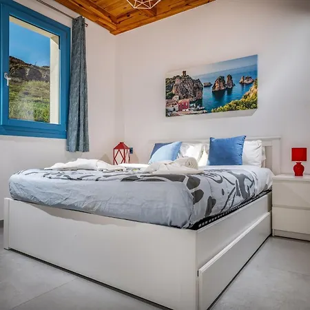 Holidays Vista Torre Bennistra In فيلة سكوبيلو